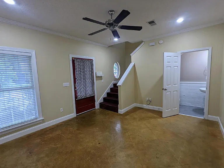 137 Greystone Blvd — Photo 11