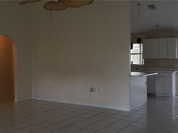 4th image of 1818 SE 20th Ln