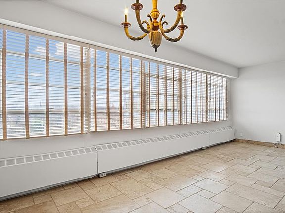 4th image of 333A W Meyer Blvd #1215A