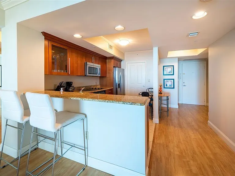 401 SW 4th Ave #1102 — Photo 5
