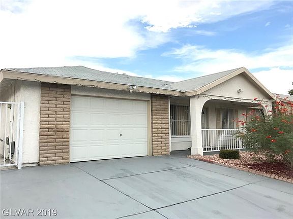3rd image of 4916 Ronan Dr