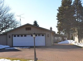 1159 Lady Bird Dr, Somonauk, IL 60552
