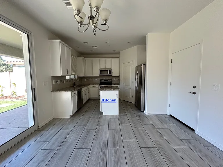 E Harwell Rd — Photo 10