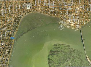 765 Ribaut Rd, Beaufort, SC 29902