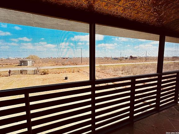 5th image of 126 Washington Ave