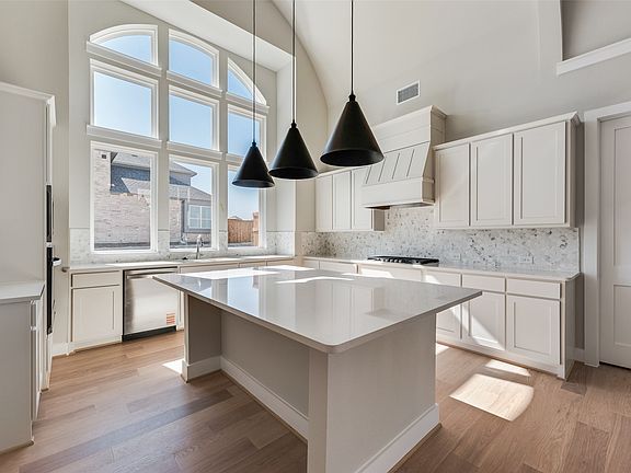 7th image of this home