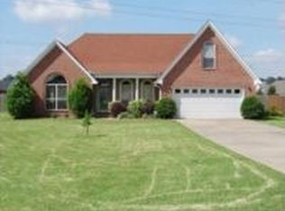 9055 Belmont Cv, Southaven, MS 38671