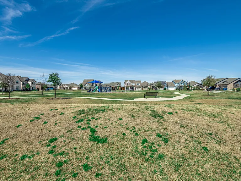 8715 Royal Star Rd — Photo 34