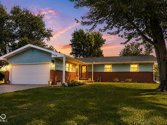 2nd image of 909 White Dr