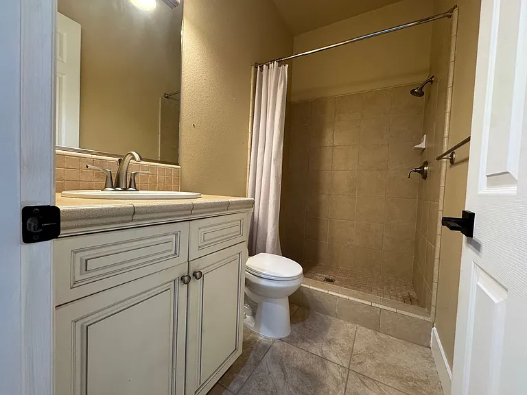 4133 N Morro Bay — Photo 18