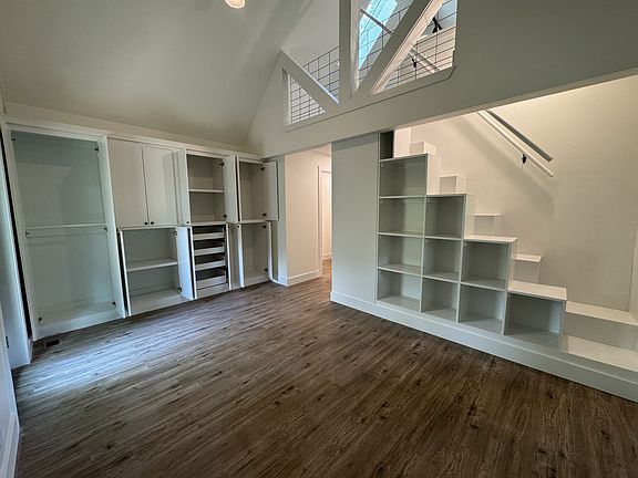 5th image of 1111 S Ray Ave #A
