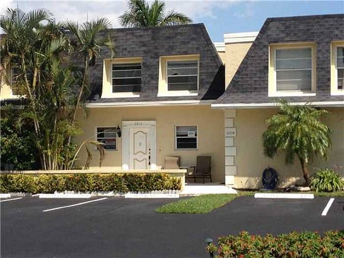 2318 NE 7th St, Hallandale Beach, FL 33009 Zillow