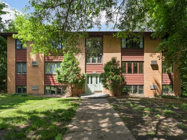 2301 Unity Ave N, Golden Valley, MN 55422