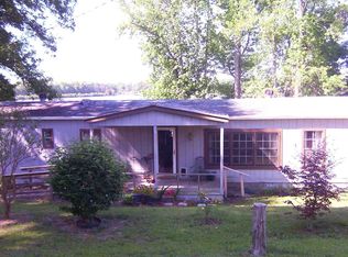 142 Lakeshore Dr N, Gordon, GA 31031