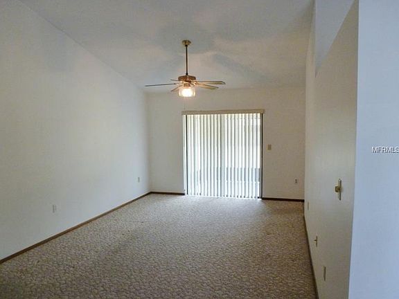 5th image of 1722 Oak Breeze Ave
