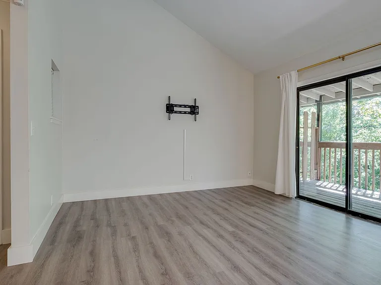 231 Summit Ridge Dr — Photo 9