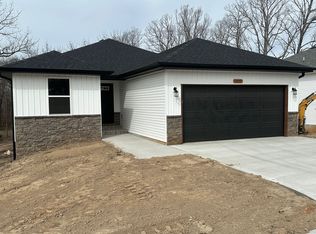 1655 N Marshall St, Marshfield, MO 65706