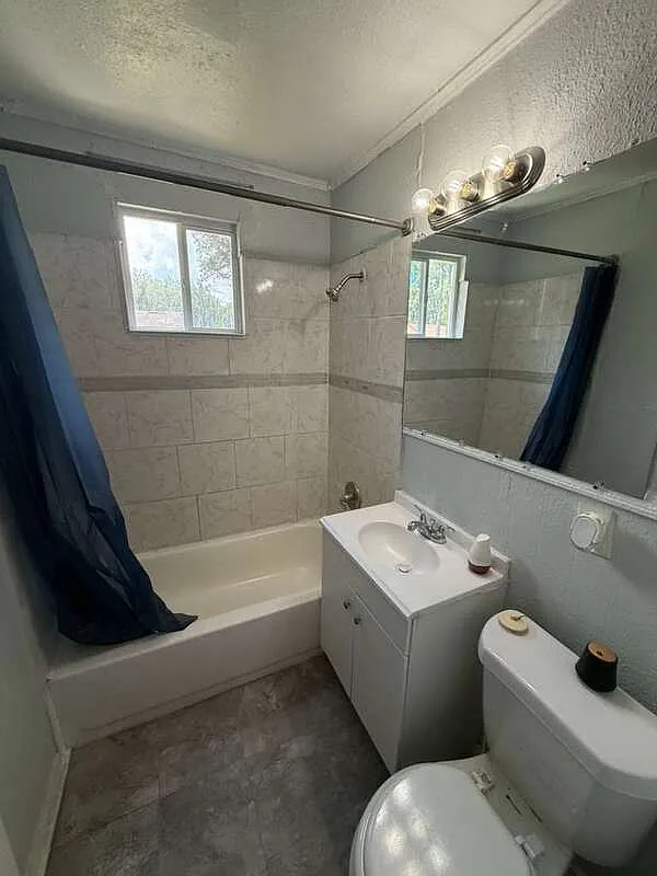2 bed, 1.0 bath, 760 sqft, $975 — Photo 3