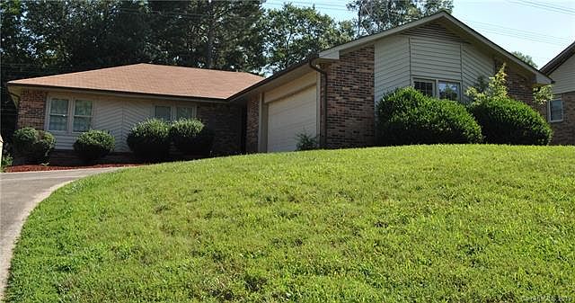1st image of 2626 Birchwood Dr