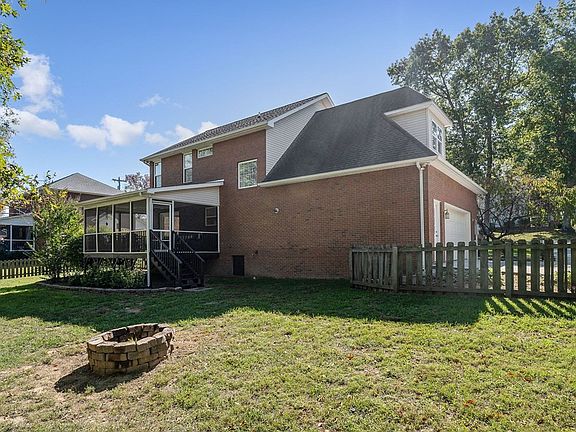 5th image of 3420 Plantation Dr