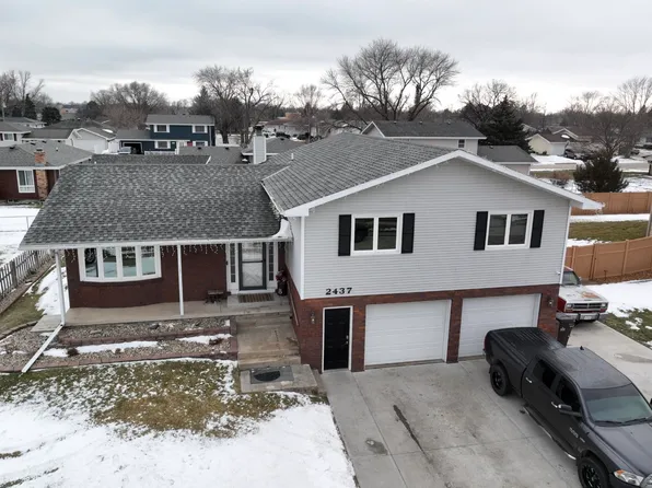 2437 33rd St, Columbus, NE 68601
