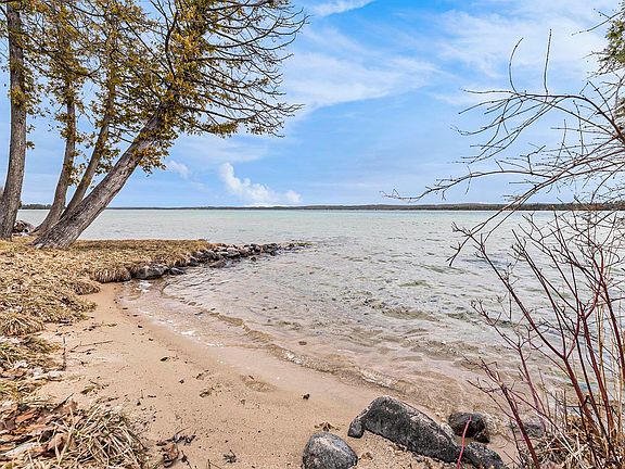 3rd image of 12060 SW Torch Lake Dr