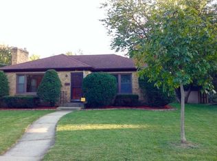 827 Orange St, Elgin, IL 60123