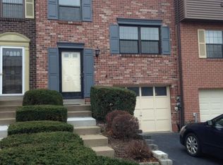 7344 Beacon Hill Dr, Pittsburgh, PA 15221