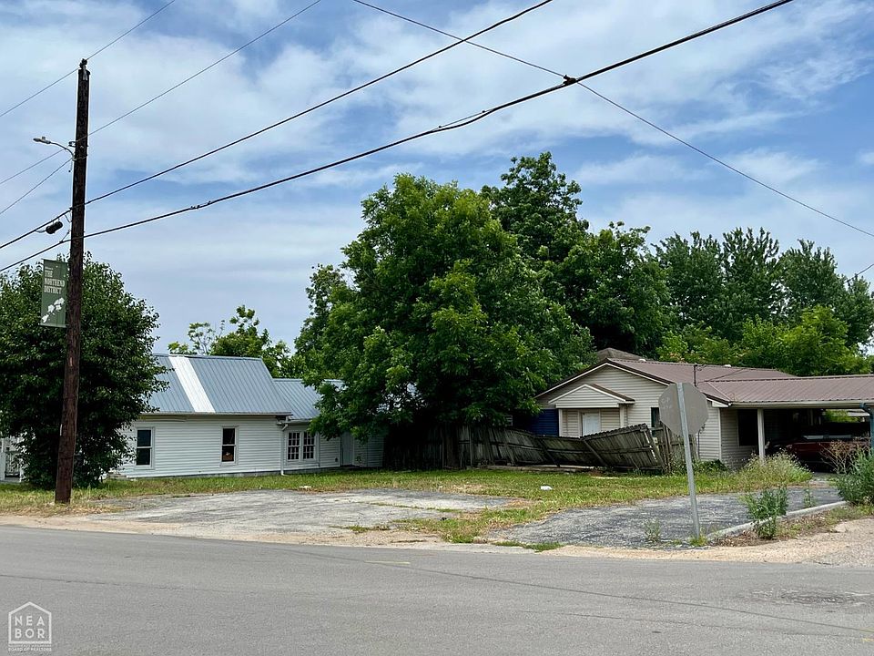 1st image of 701 N Pruett St