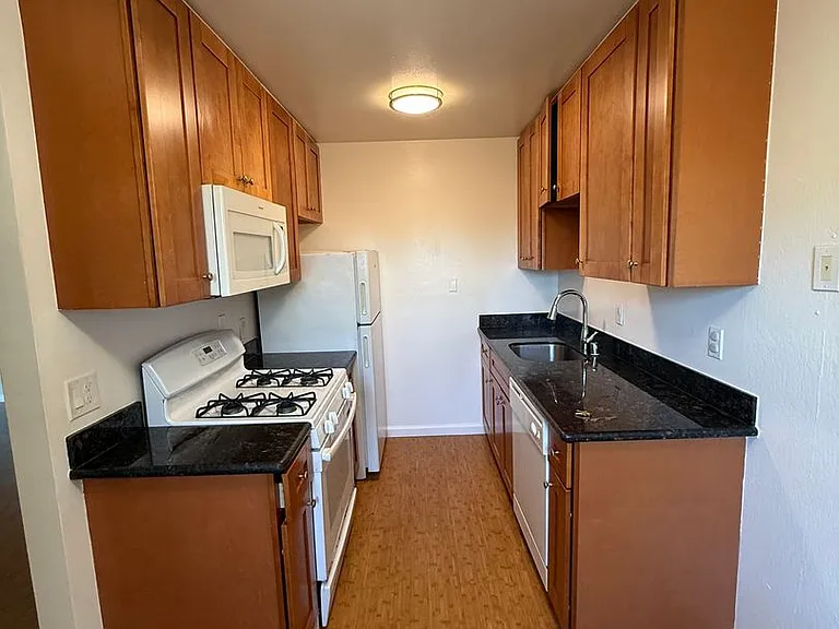 52 East 41st Place — Photo 48