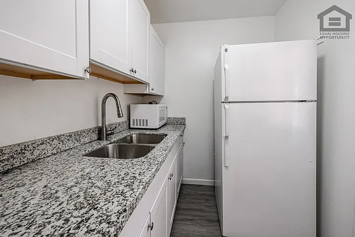 3315 E Cambridge Ave #3 — Photo 16