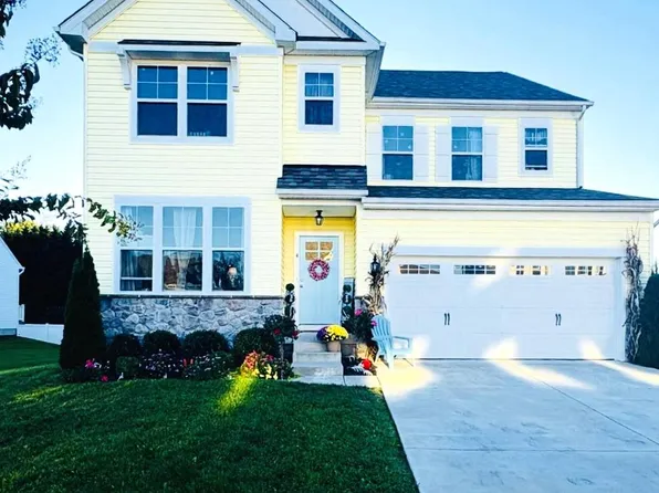 4 Dade Ct, Fallston, MD 21047