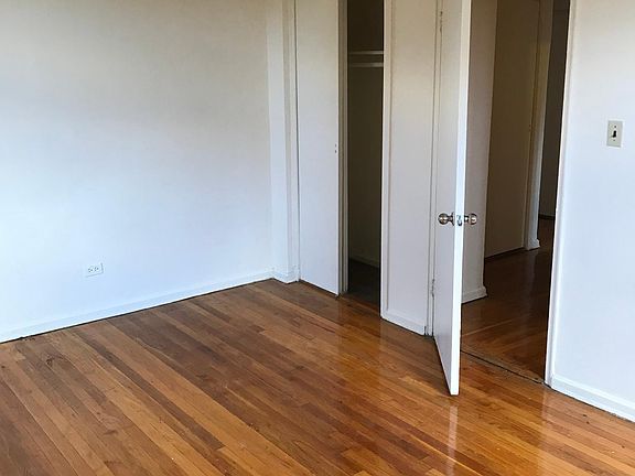 5th image of 216-10 77ave 3n Bayside N #3N