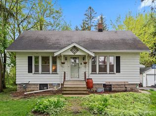 723 Carlisle Rd, Batavia, IL 60510