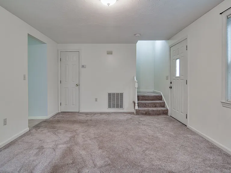 30 Morse St #30 — Photo 6