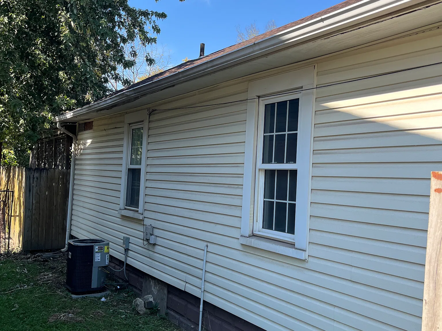 2 bed, 720 sqft, $1,300 — Photo 3