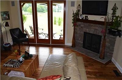 3rd image of 8096 Chinkapin Ct