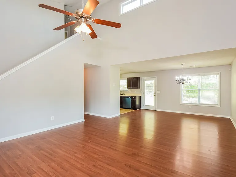 108 Mount Comet Ct — Photo 7