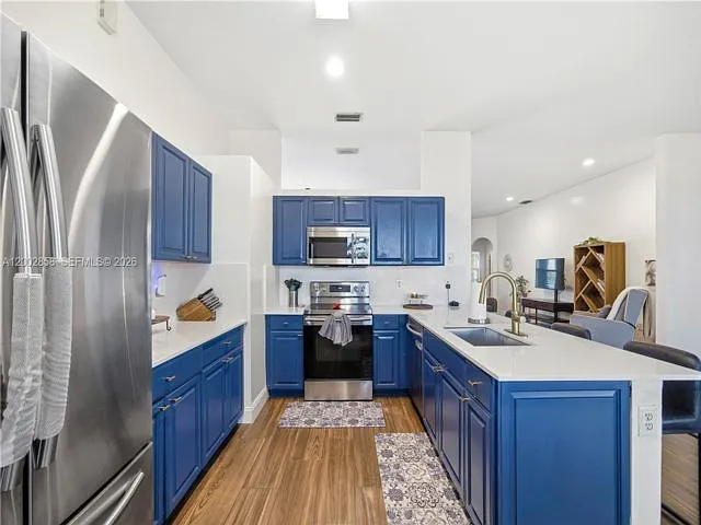 2615 SE 5th Ct — Photo 4