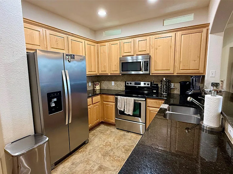 430 Old Fitzhugh Rd #8 — Photo 9
