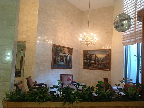 3rd image of 2750 NE 183rd St APT 204