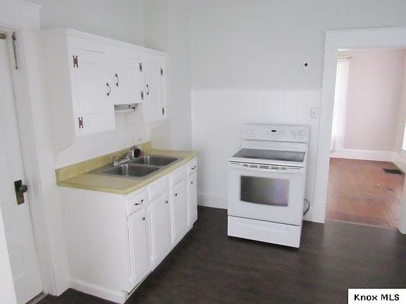 4th image of 108 Wooster Ave