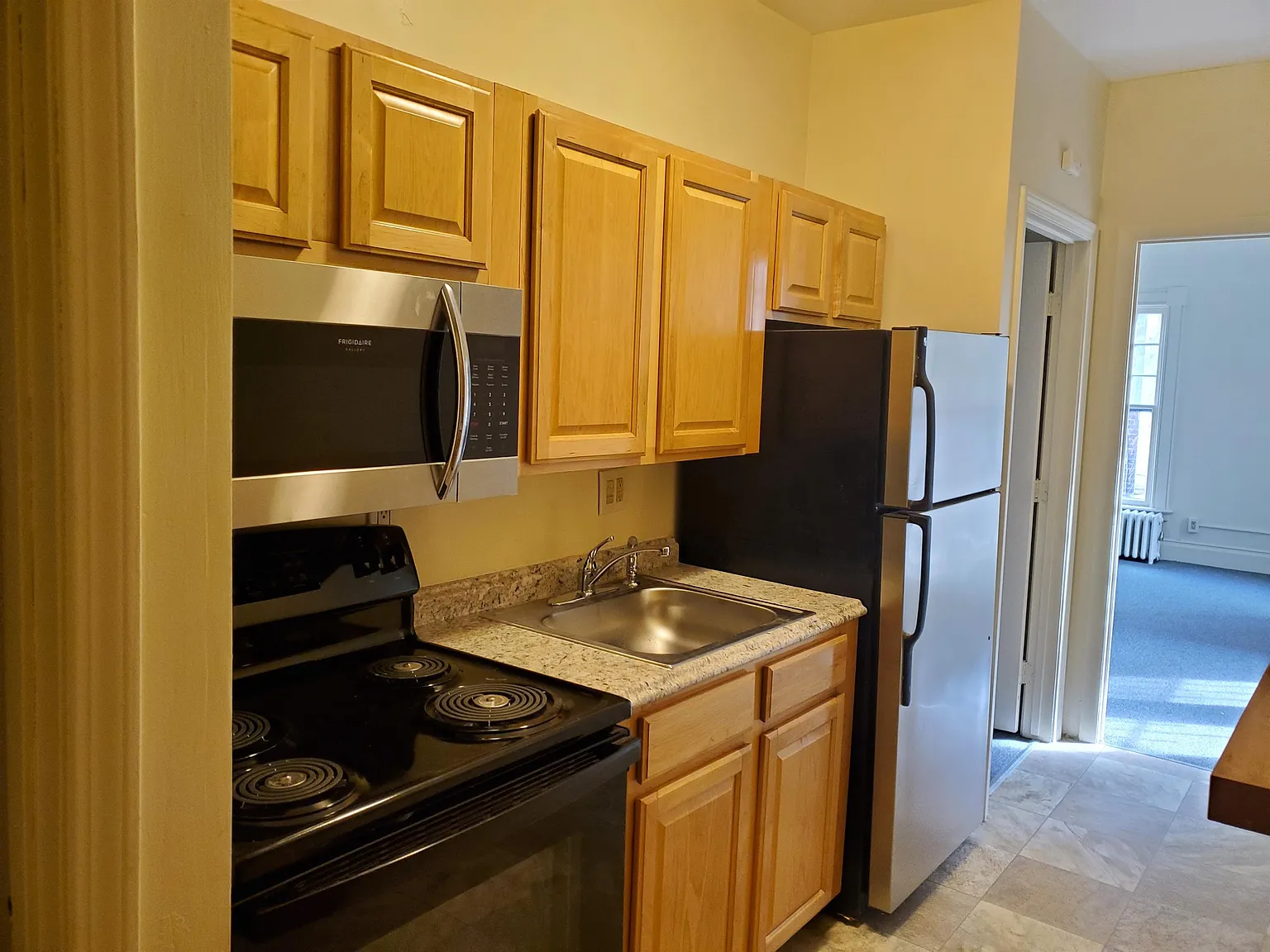 93 Whitney Ave. - Apartment 3 — Photo 1