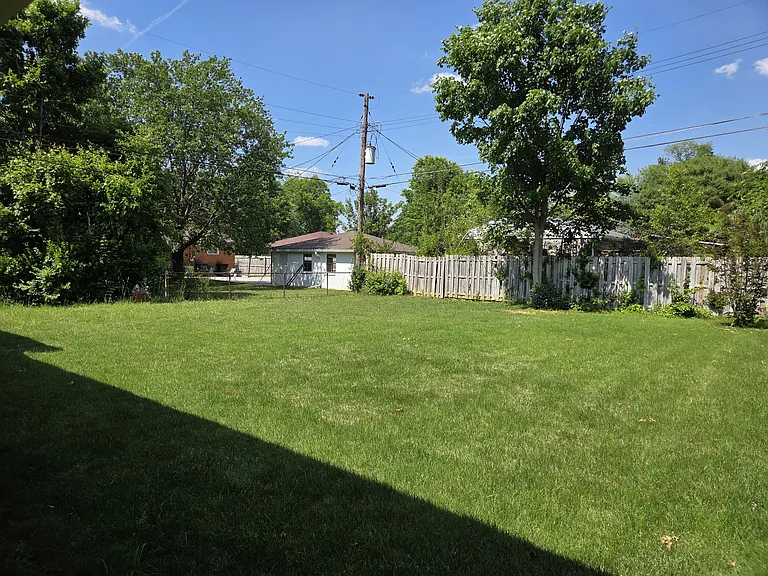 3303 Cawein Way — Photo 13