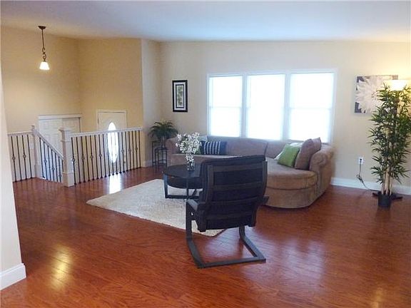 Spacious and bright living room