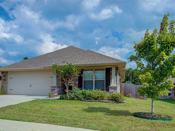 2nd image of 318 Saddlegate Dr NW