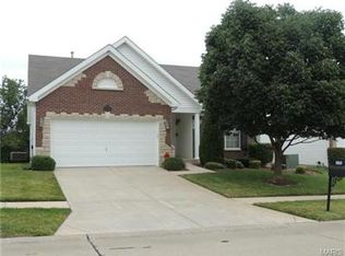 553 Boulder River Dr, O'Fallon, MO 63368