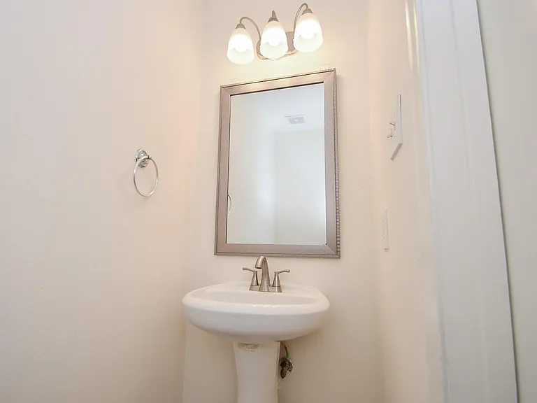 20638 Patriot Park Ln — Photo 14