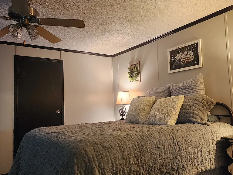 245 Frontier Trl — Photo 13