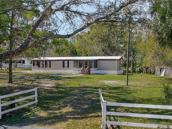 3rd image of 14937 Teresa Blvd